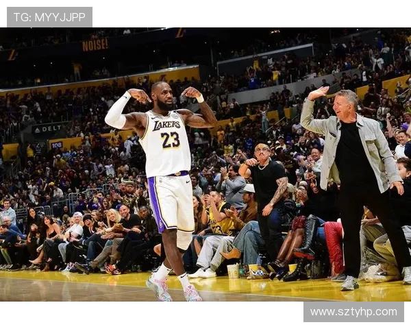 詹姆斯突破上篮锁定胜局领先24分豪取30910准三双统治全场